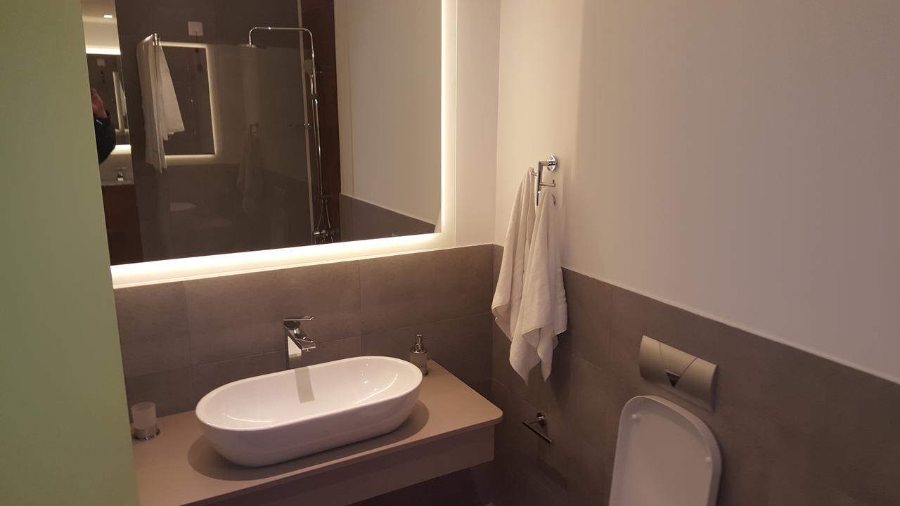 Hotel Grad Sarajevo Bagian luar foto