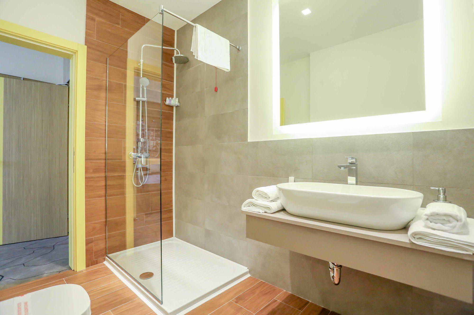 Hotel Grad Sarajevo Bagian luar foto